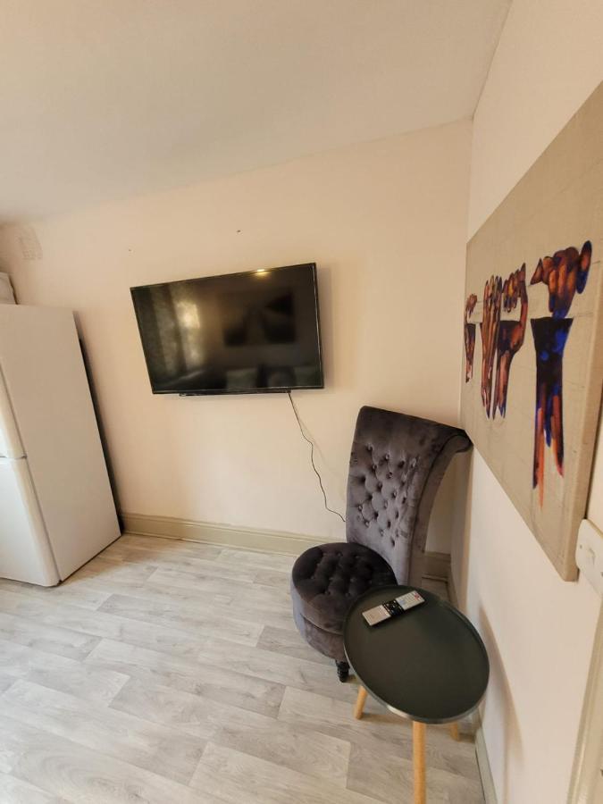 43 Kimberly Road Apartment Londen Buitenkant foto